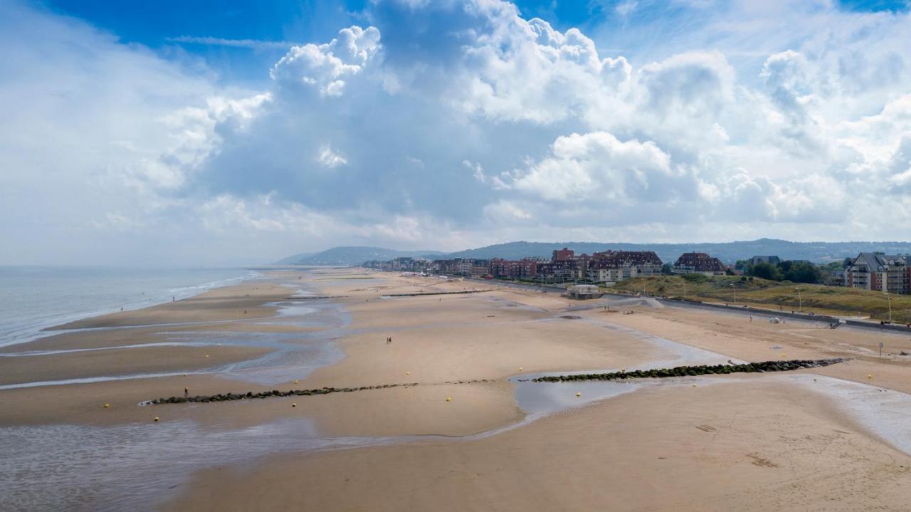 Hôtel&Spa Les Bains de Cabourg by Thalazur Exterior foto
