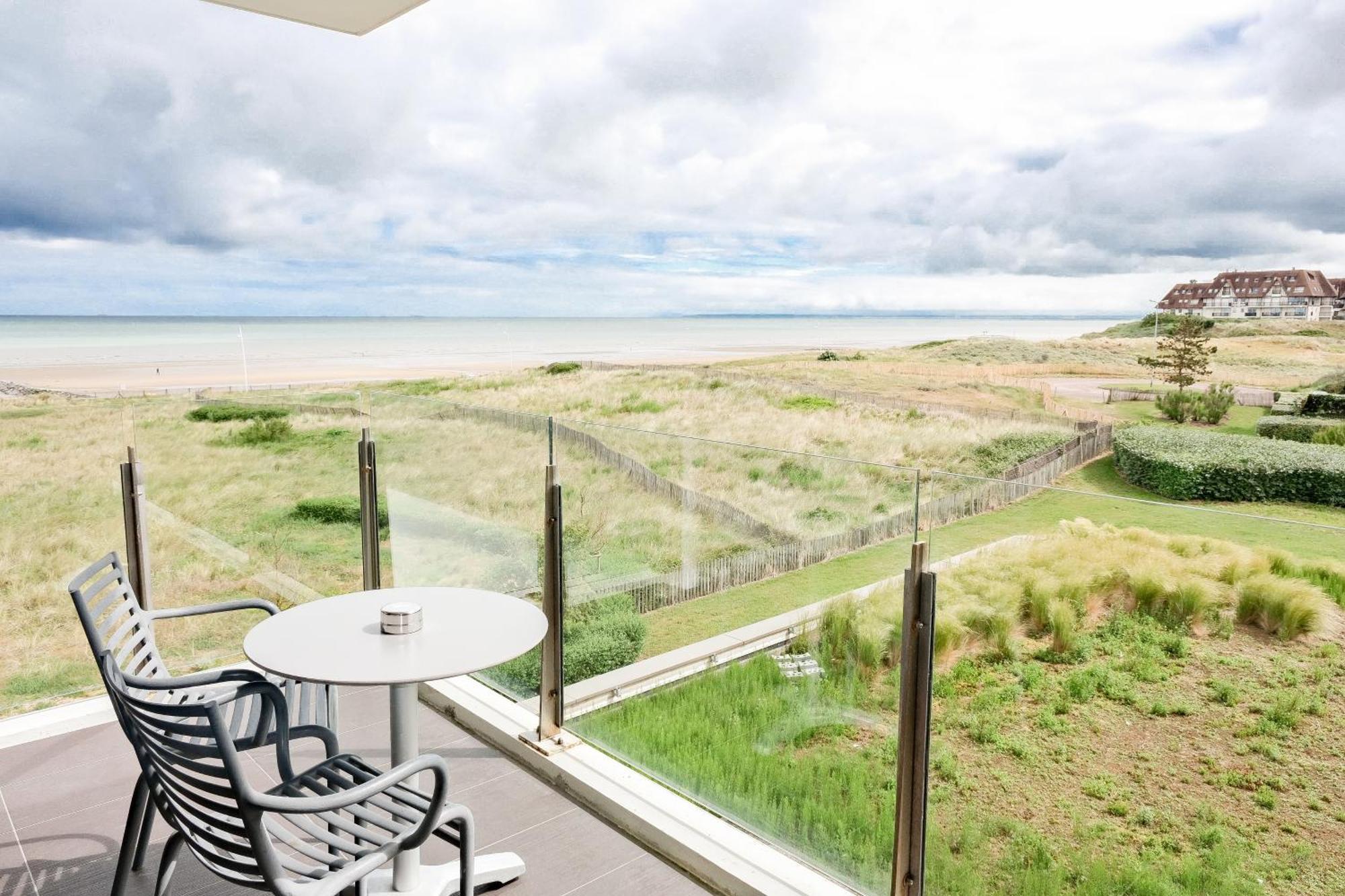 Hôtel&Spa Les Bains de Cabourg by Thalazur Exterior foto