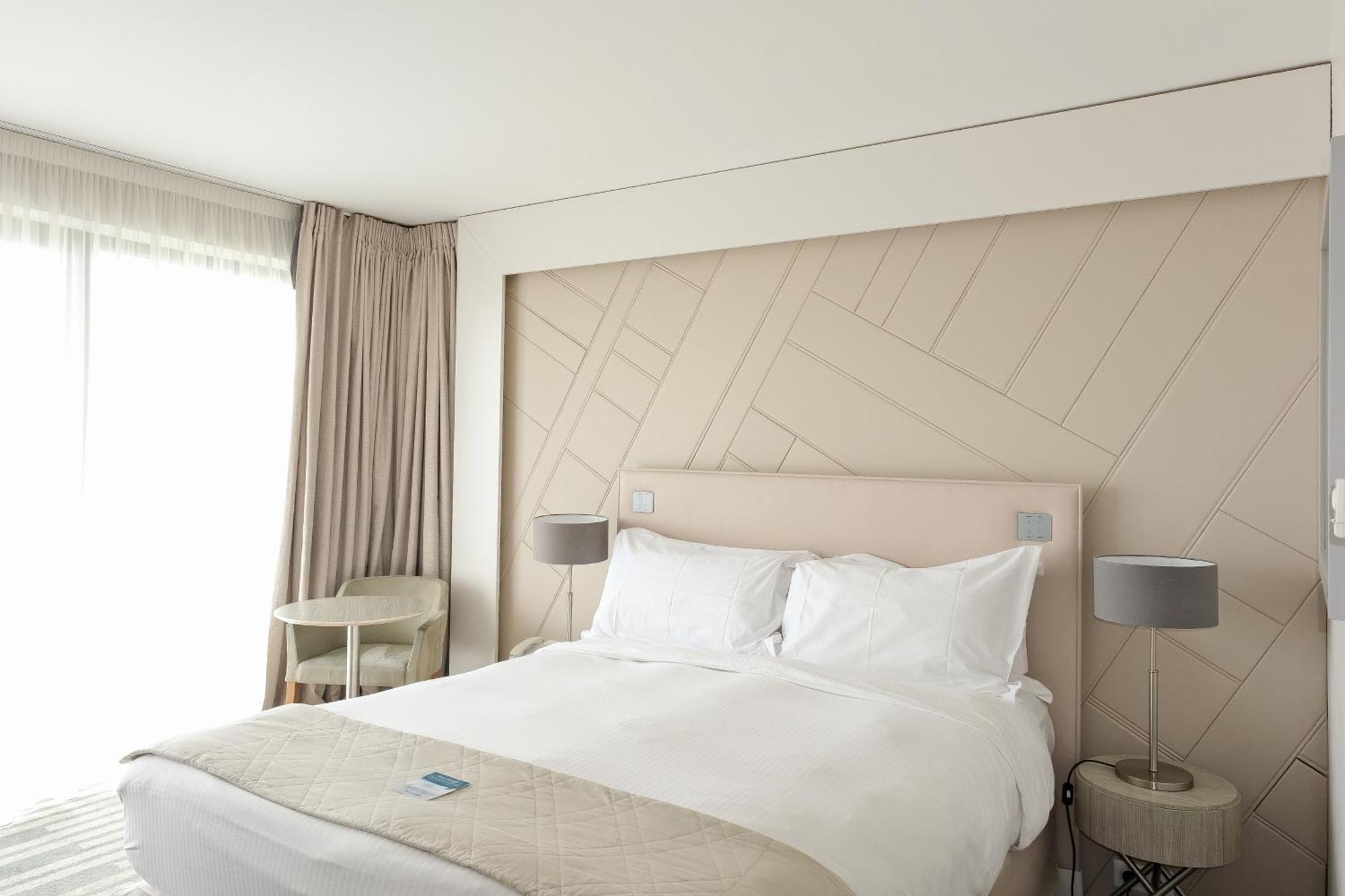 Hôtel&Spa Les Bains de Cabourg by Thalazur Exterior foto