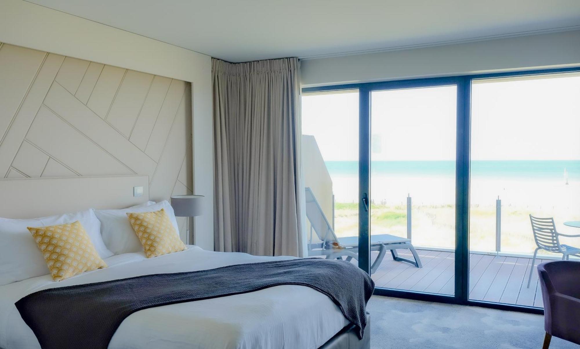 Hôtel&Spa Les Bains de Cabourg by Thalazur Exterior foto