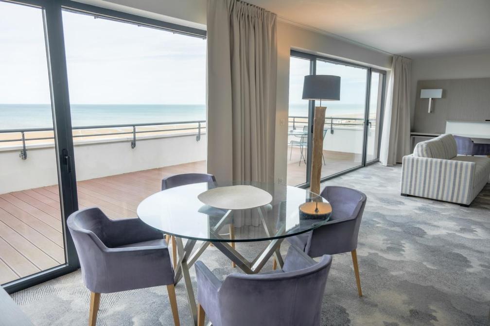 Hôtel&Spa Les Bains de Cabourg by Thalazur Exterior foto